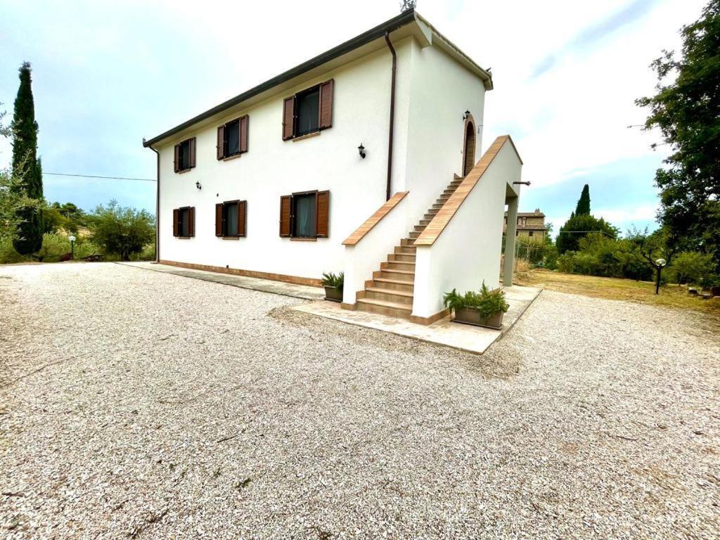 Umbrian Hills Flat - Free Parking & Garden Leilighet Perugia Eksteriør bilde